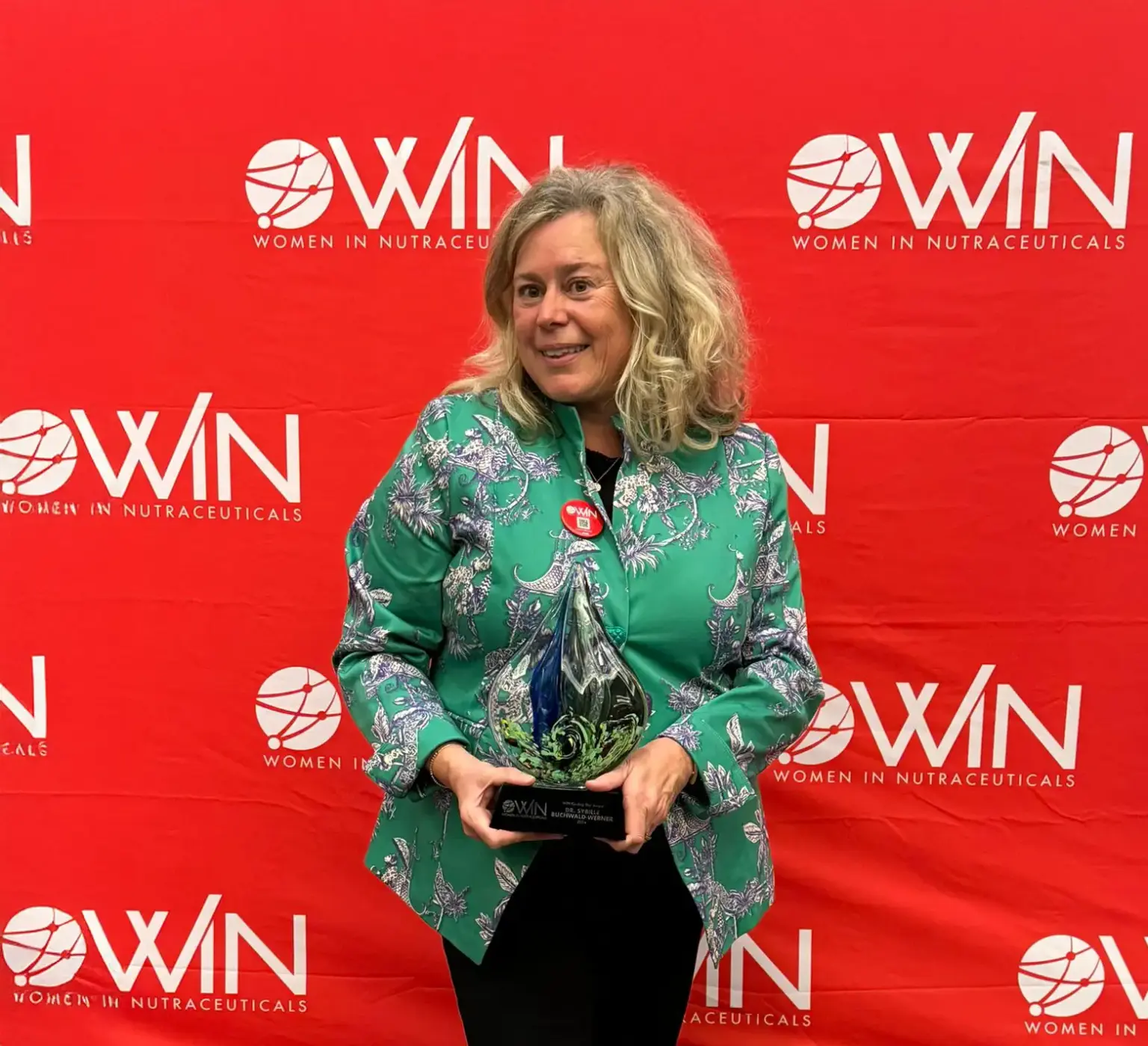 Dr. Sybille Buchwald-Werner gewinnt Preis von Women in Nutraceuticals